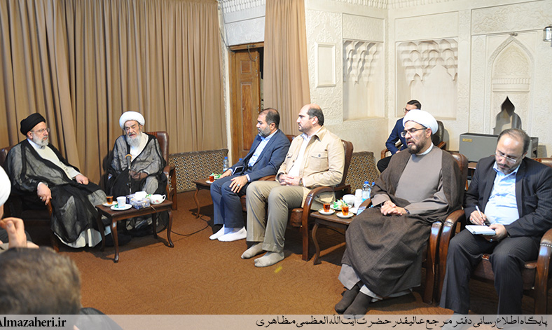 گزارش تصویری دیدار‌با حجت الاسلام و المسلمین رئیسی، رئیس محترم جمهور